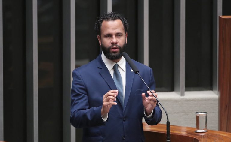 Projeto de lei busca ressarcimento de despesas para vítimas de violência doméstica