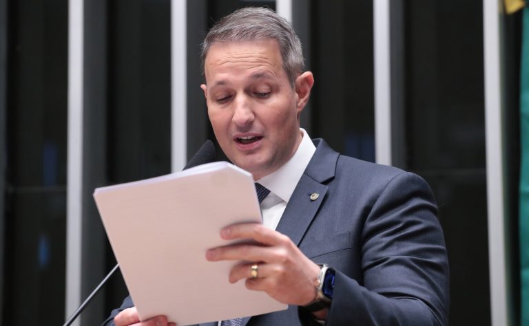 Projeto de lei busca classificar crimes de organizações criminosas como hediondos