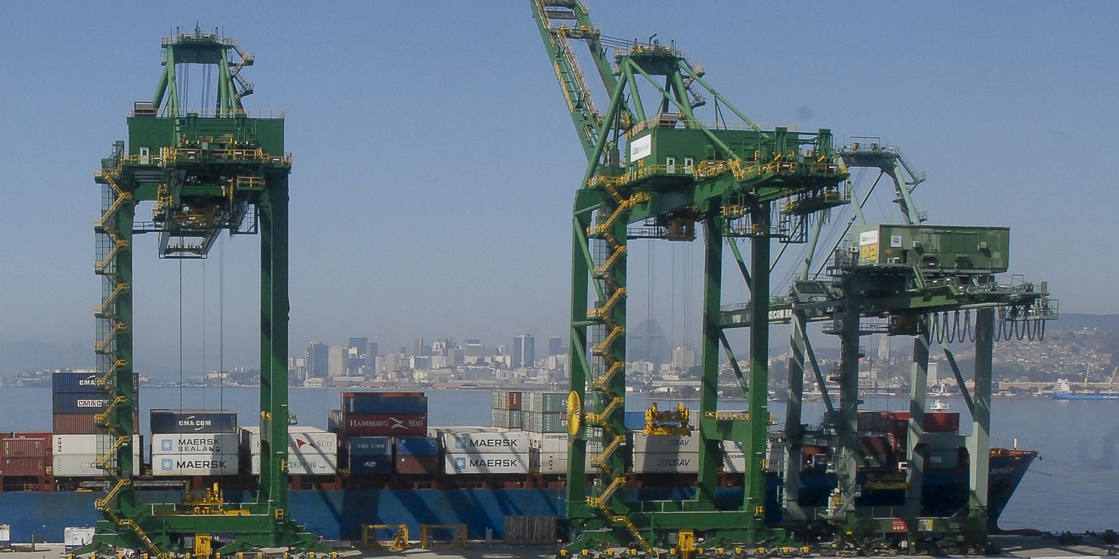 Tarifa dos Estados Unidos terá impacto limitado nas exportações de etanol brasileiro
