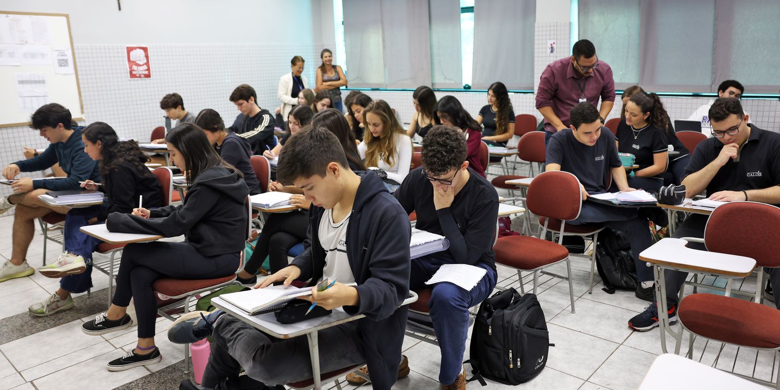 Saiba como solicitar a Bolsa Permanência do Prouni no valor de R$ 700
