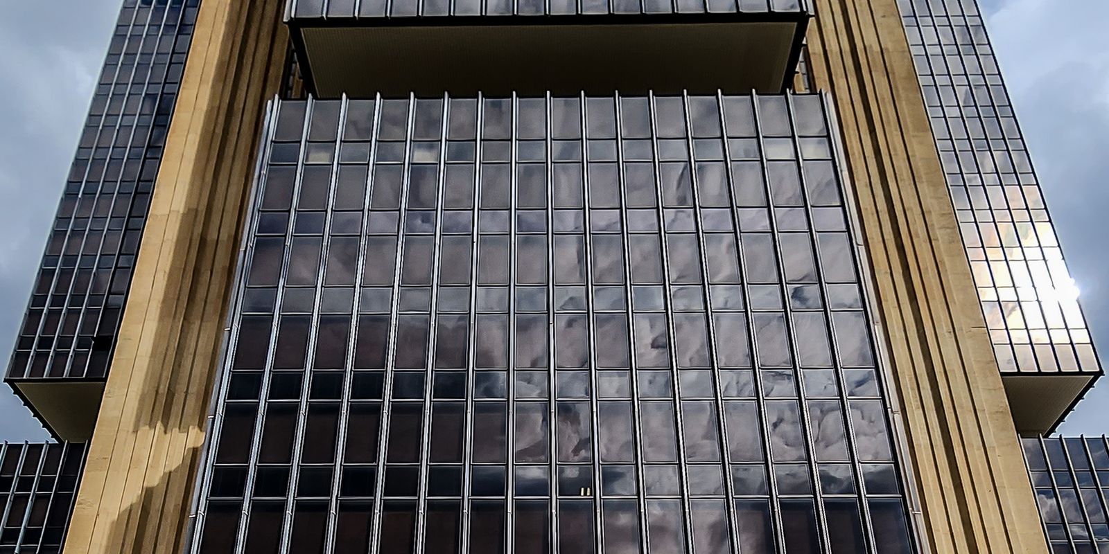 Ata do Copom prevê desaceleração da inflação e mantém alerta sobre riscos