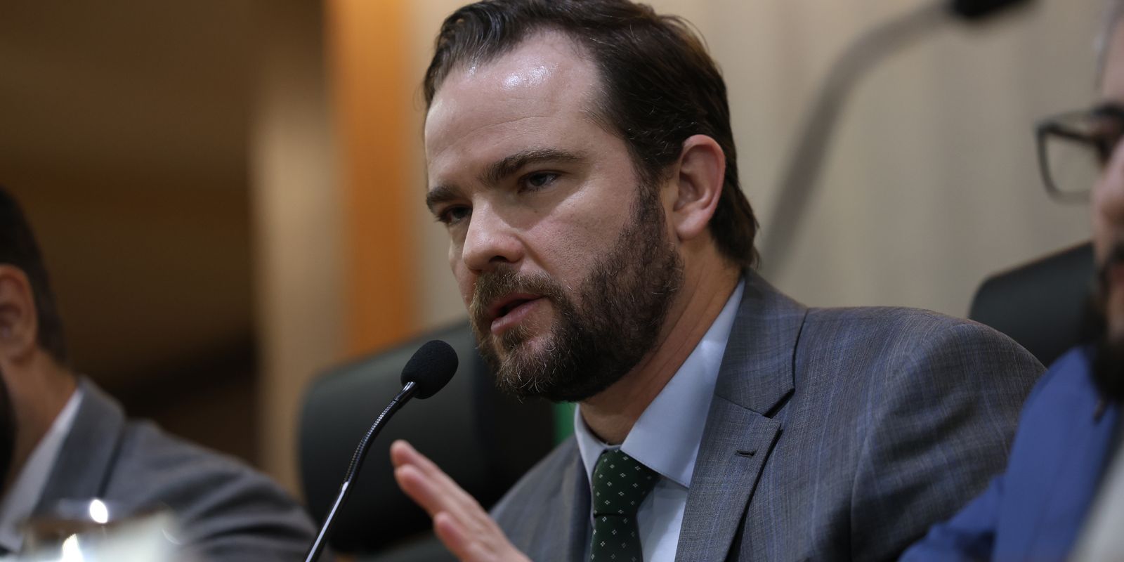 Fazenda vai intermediar a renegociação de dívidas do Rio com BNDES e Banco do Brasil