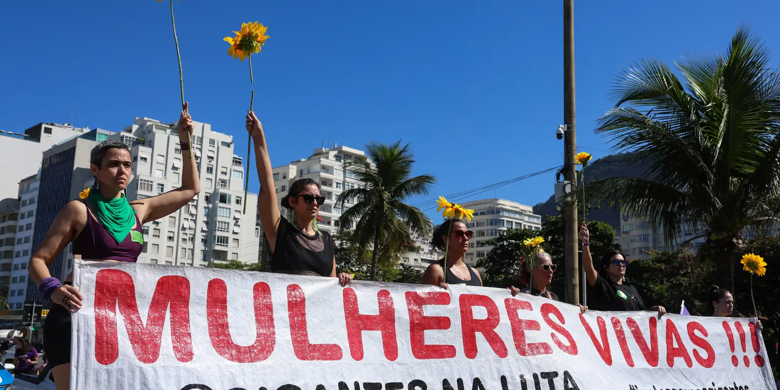 Protestos em todo o país cobram votação do PL da Misoginia na Câmara