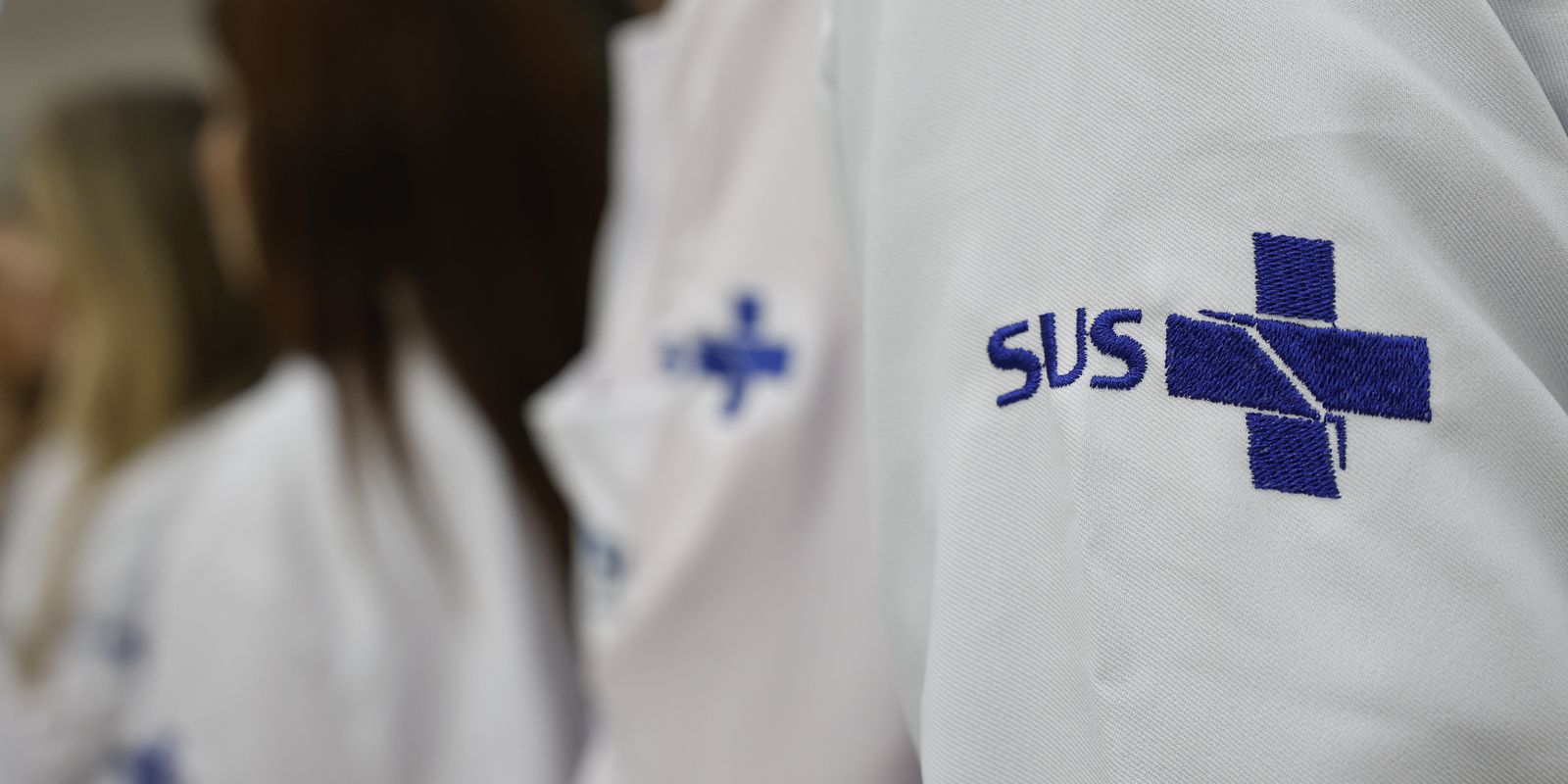 MEC publica novas regras para compatibilizar residência médica e pós-graduação
