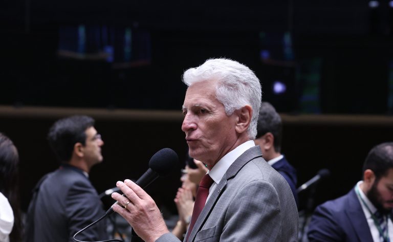 Câmara dos Deputados aprova criação de novas universidades federais em MG e RJ