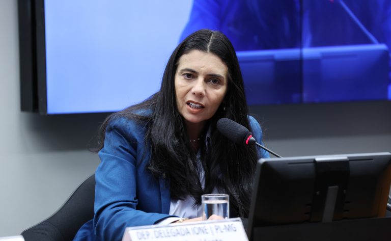 Comissão aprova novas regras para saída temporária em casos de violência doméstica
