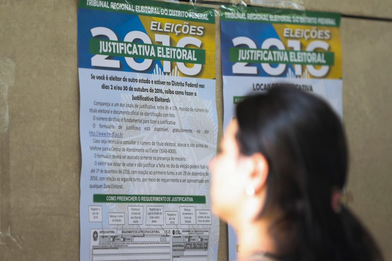 Entenda as regras para voto em trânsito e justificativa nas eleições 2026