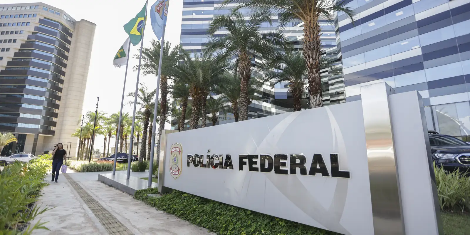 PF entrega dados do celular de Daniel Vorcaro a Cristiano Zanin e Gilmar Mendes
