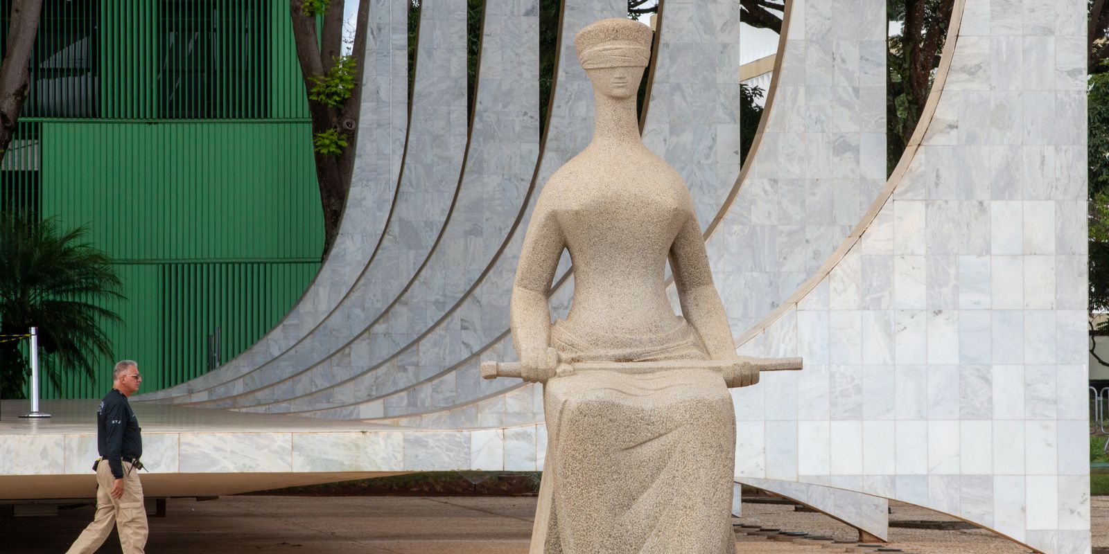 STF limita gratuidade na Justiça do Trabalho com nova exigência de renda
