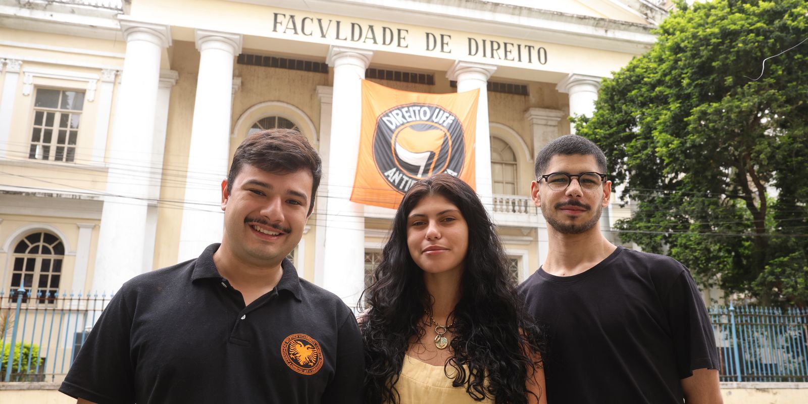 Protesto de estudantes da UFF em Niterói deu início à mobilização pró-Lula