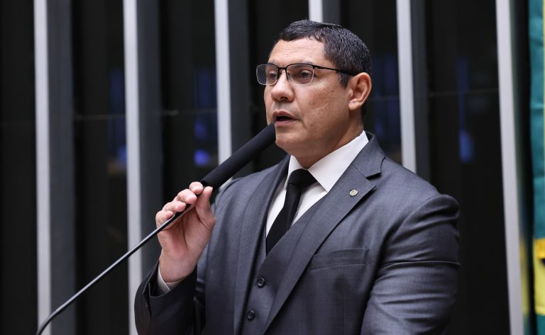 Câmara aprova novas regras de dosimetria penal para agentes de segurança