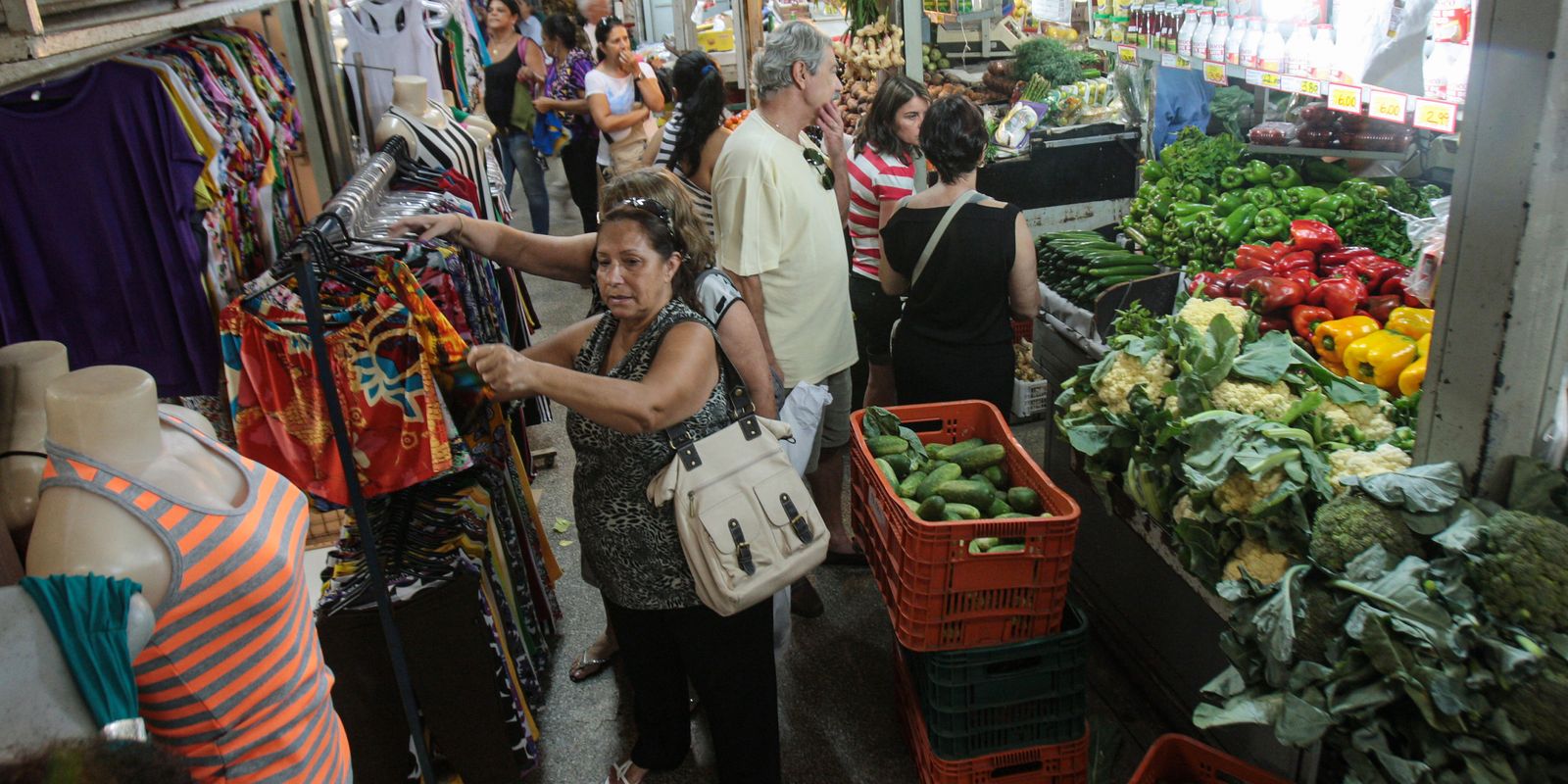 Cortes em benefícios sociais podem travar a economia de municípios do interior