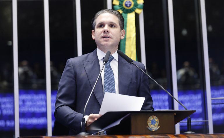 Hugo Motta defende diálogo e respeito entre os Poderes em Brasília
