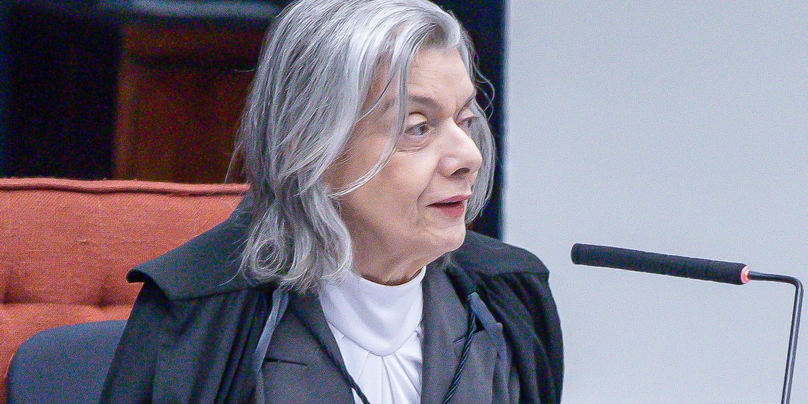 Ministra do STF nega pedido de transporte interestadual gratuito nas eleições