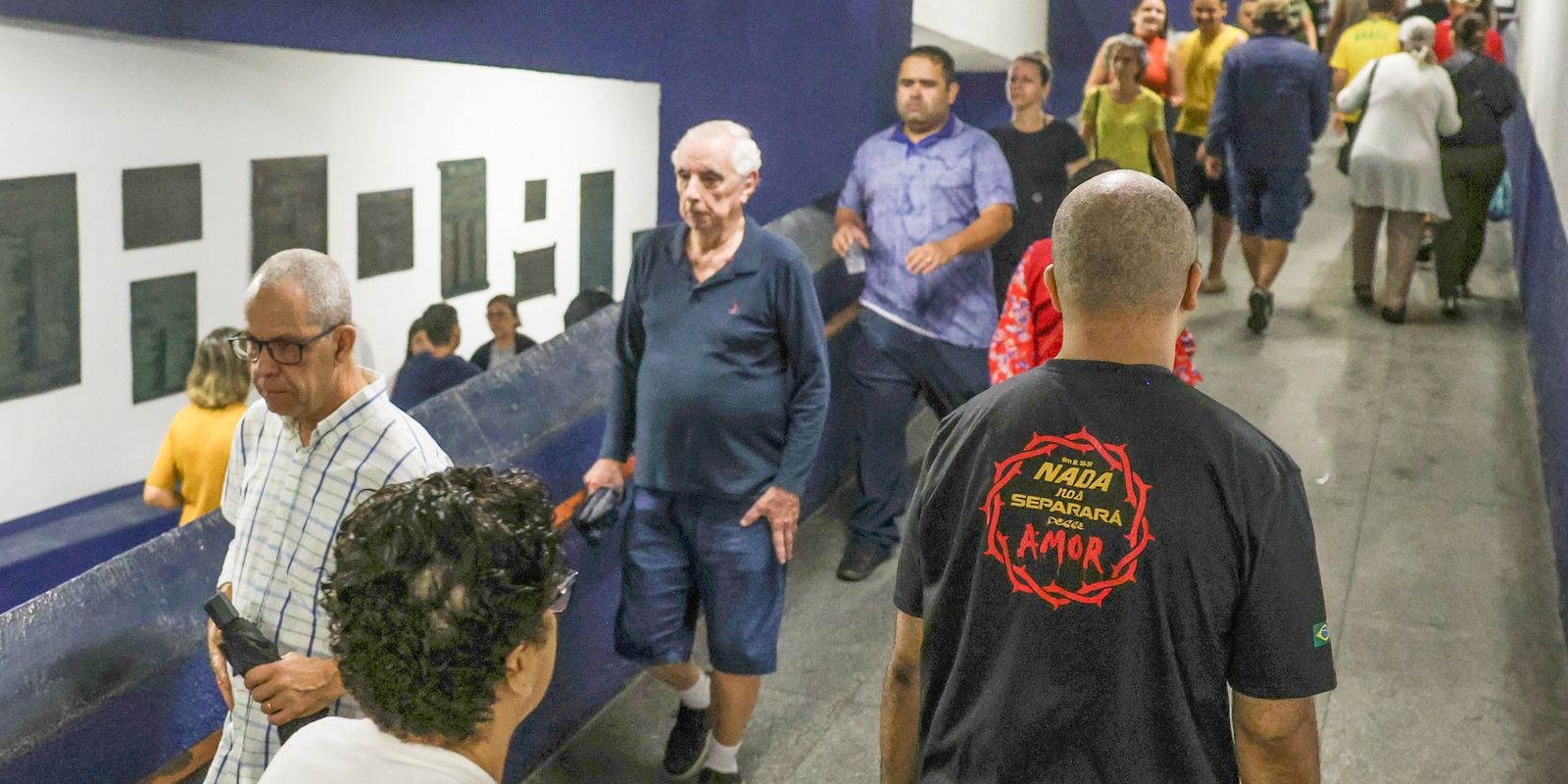 Eleições no Rio de Janeiro: idoso vota dez dias após cirurgia
