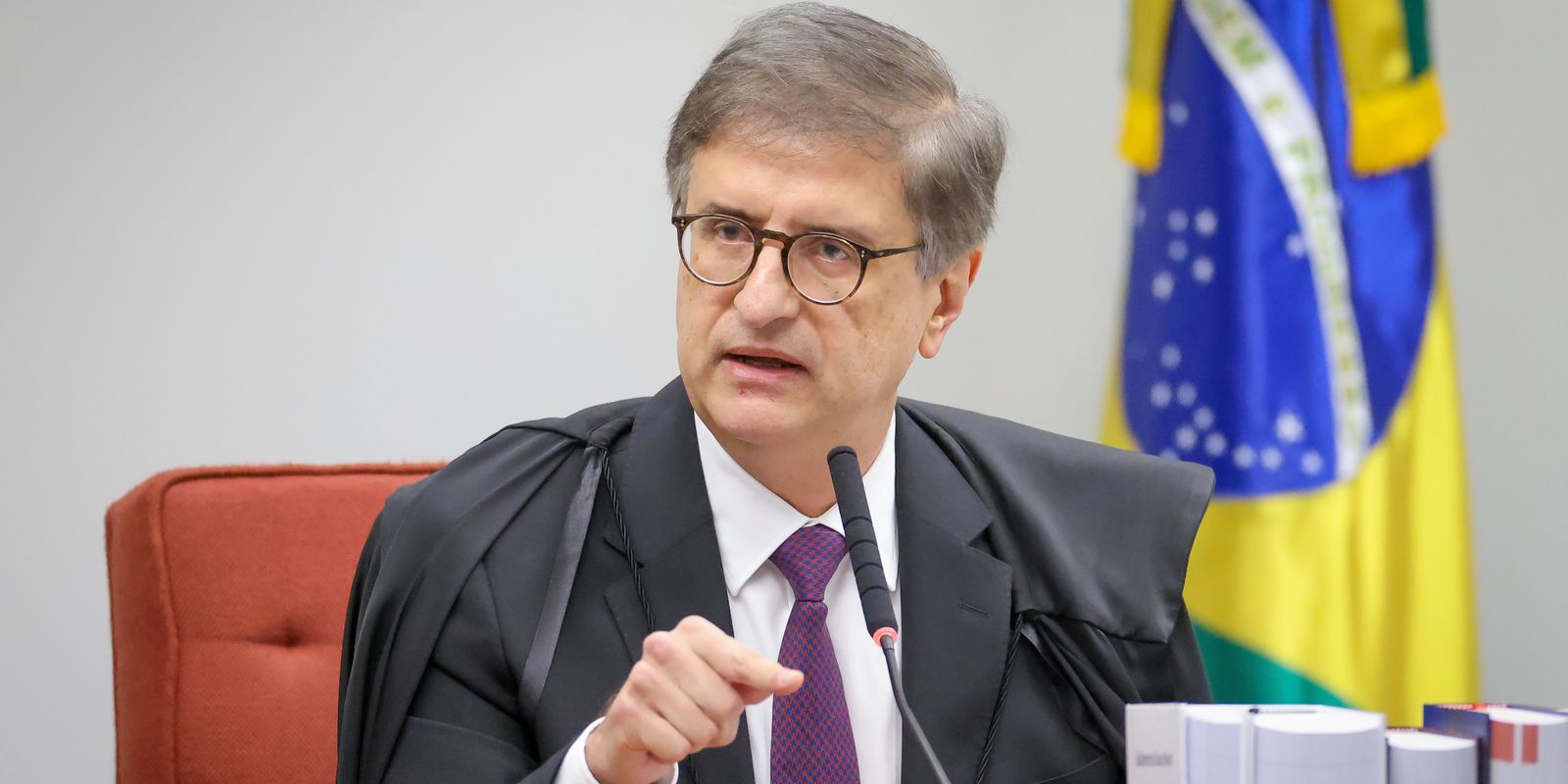 Procuradoria-geral da república afasta abuso de andré mendonça em investigação