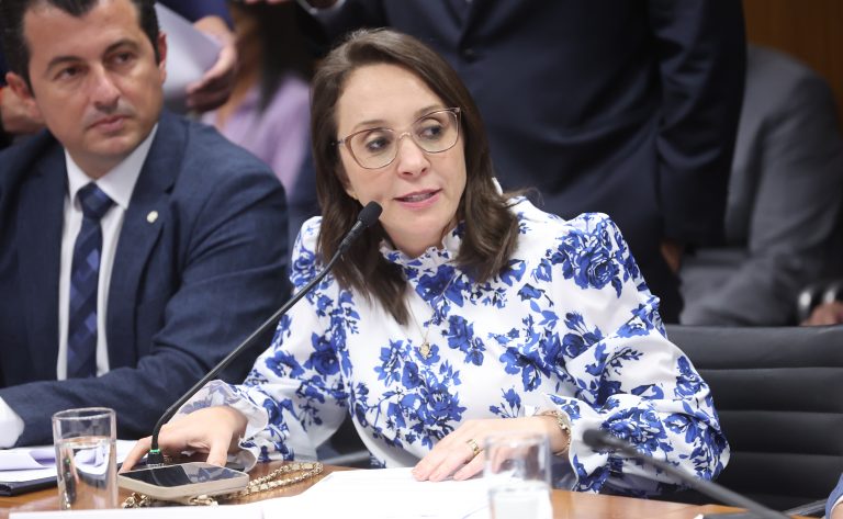 Projeto cria política nacional de incentivo à tecnologia assistiva no Brasil
