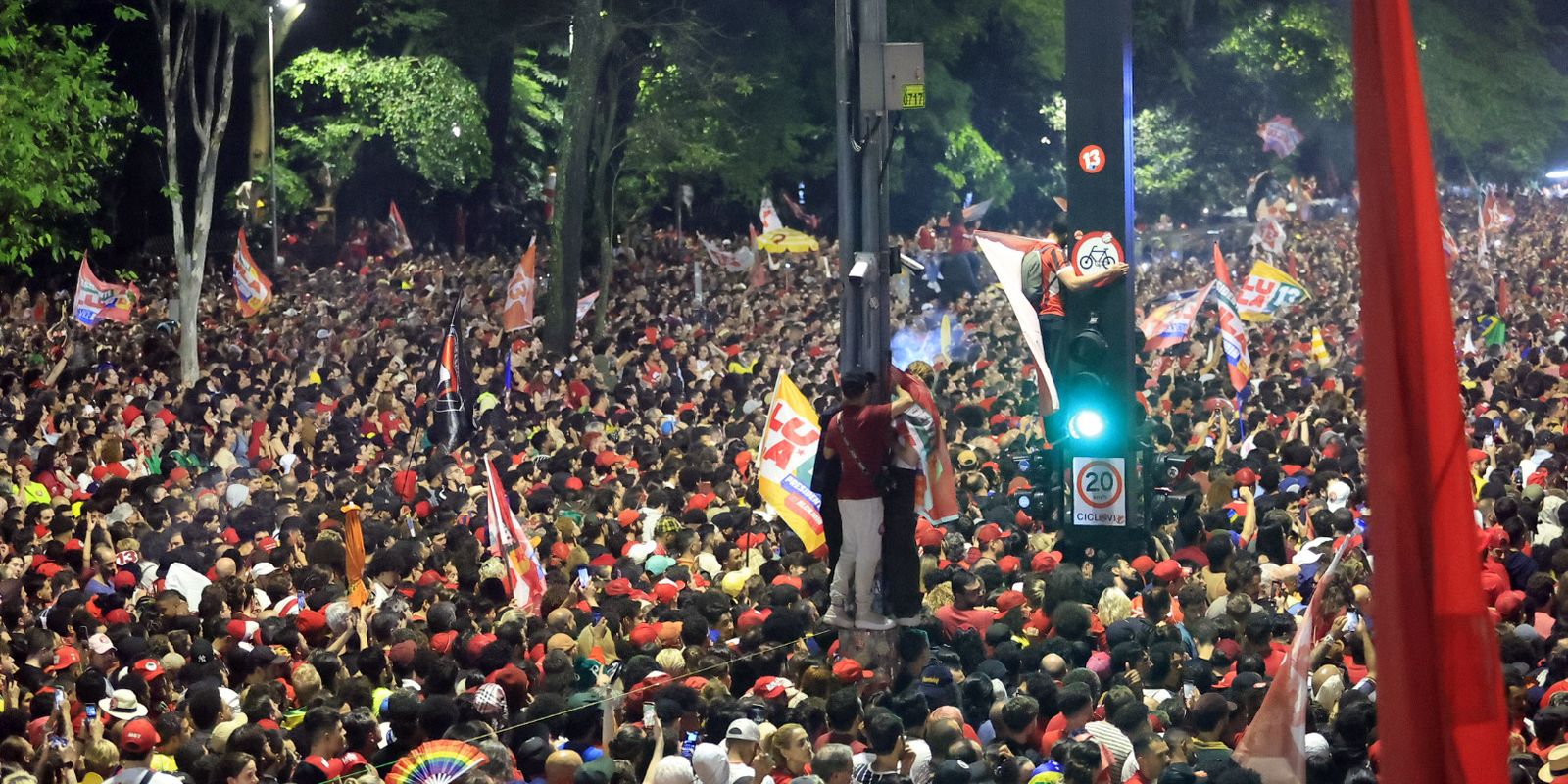 A votação de Lula se torna a maior da história presidencial do país