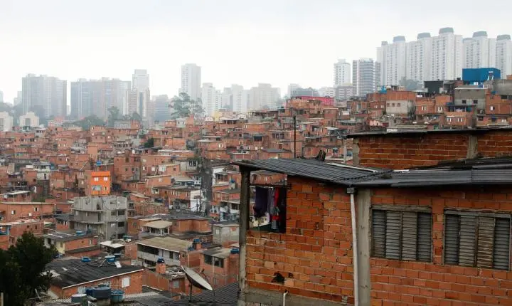 Abordagem da Polícia Militar em Paraisópolis resulta em homem baleado