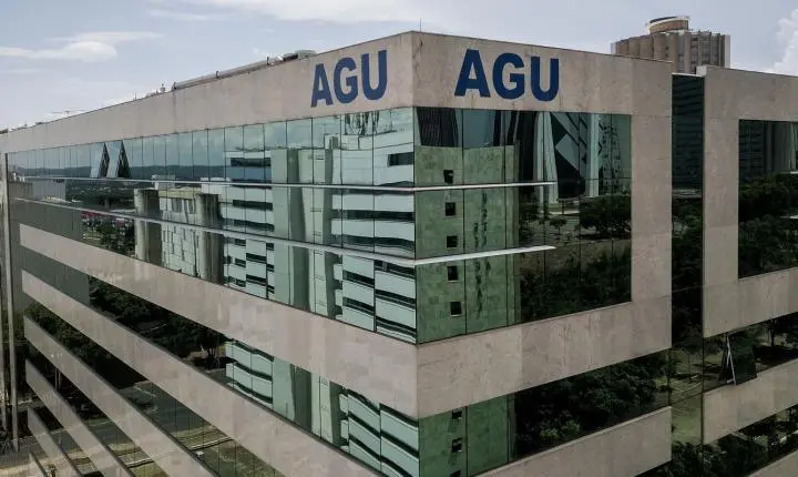 AGU recorre ao STF contra afastamento do diretor-geral da PF