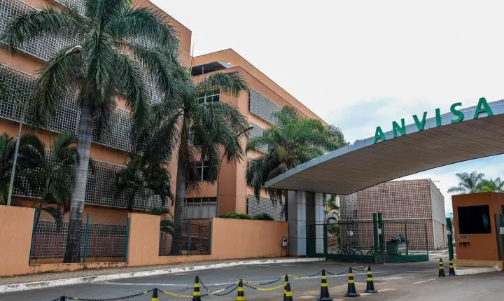 Anvisa aprova novo medicamento Columvi para linfoma difuso de grandes células B