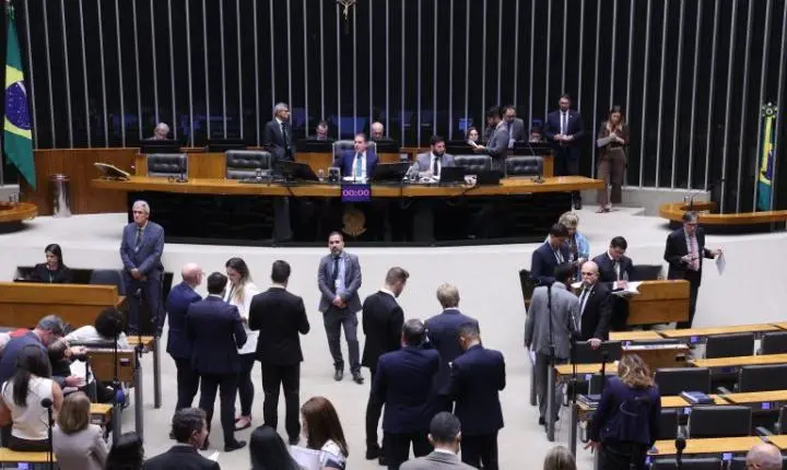 Câmara pode votar MP sobre isenção de compras internacionais nesta quarta