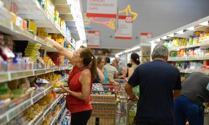 Aumento de preços da cesta básica atinge 17 capitais brasileiras em junho