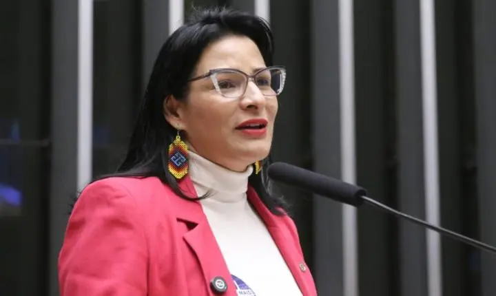 Comissão aprova proposta que garante divórcio póstumo para vítimas de feminicídio