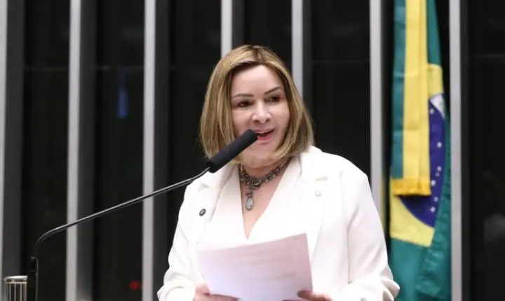 Comissão aprova novas regras para proteger vítimas de violência nas escolas