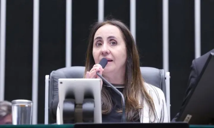 Câmara aprova regras sobre patente de inteligência artificial para empresas
