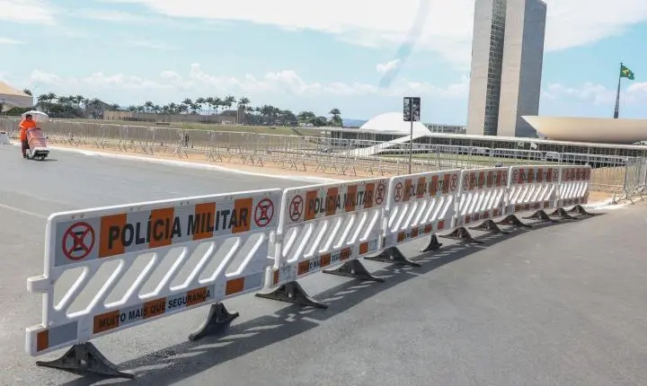 Veja como acompanhar o desfile de 7 de Setembro em Brasília com segurança