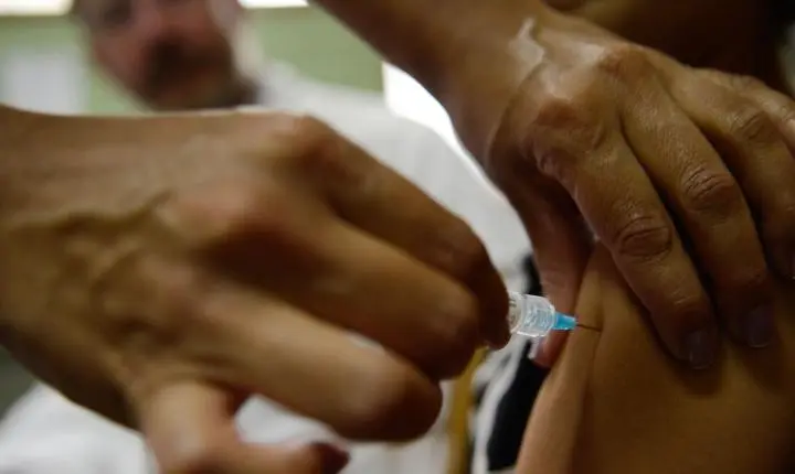 Queda expressiva nas consultas por lesões pré-cancerígenas após vacina contra HPV