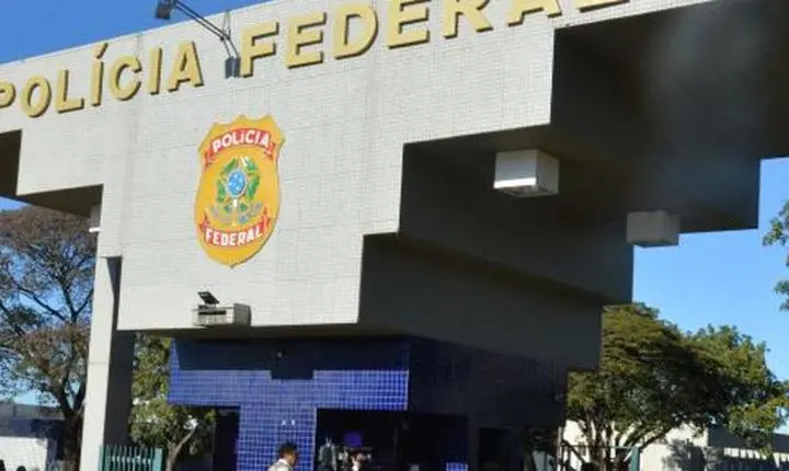 Delegados da PF criticam afastamento de diretor-geral por decisão de ministro