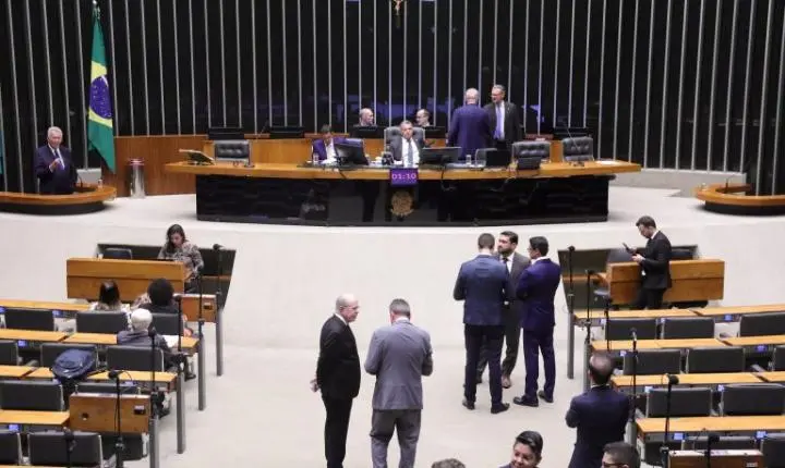Câmara vota acordo do Mercosul de proteção às mulheres em situação de violência