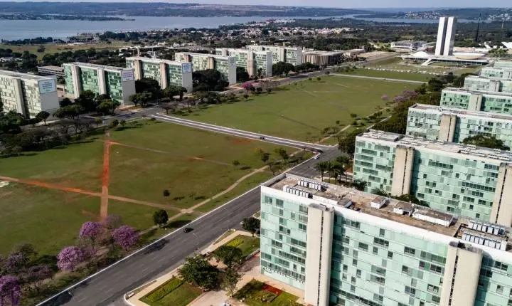 Dia do servidor público terá ponto facultativo transferido para sexta-feira