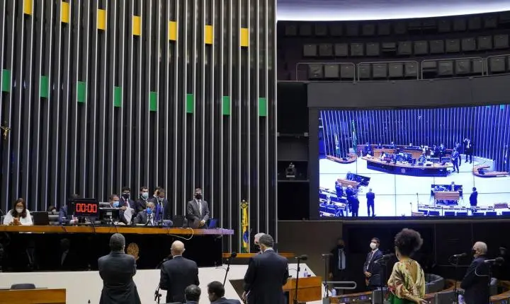Flávio Dino intima partidos a detalhar controle de emendas parlamentares