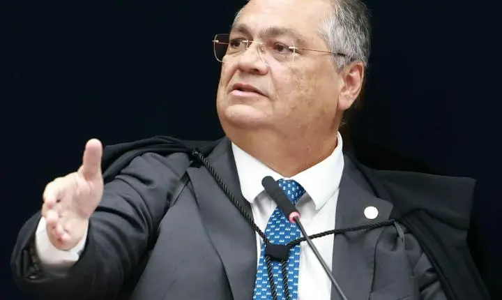 Flávio Dino nega soltura de Deolane Bezerra, presa por lavagem de dinheiro do PCC