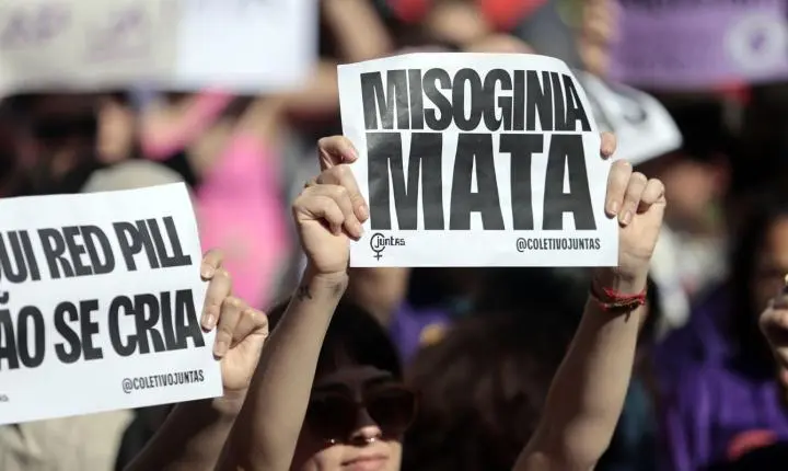 Crimes virtuais contra mulheres no RJ: 16 vítimas por dia em 2025