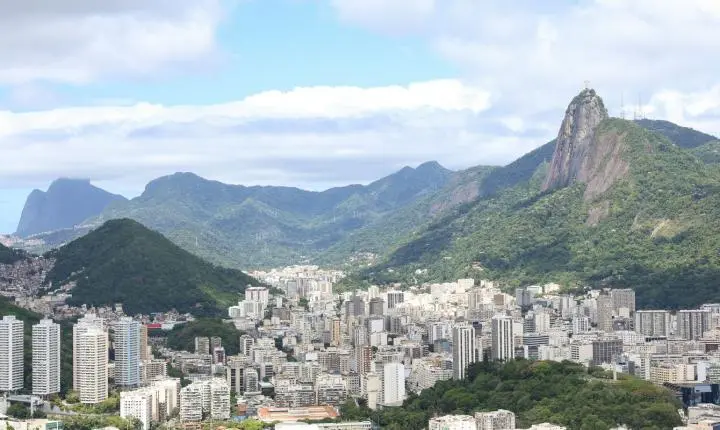 Evento gratuito no Rio debate futuro profissional com 15 mil estudantes