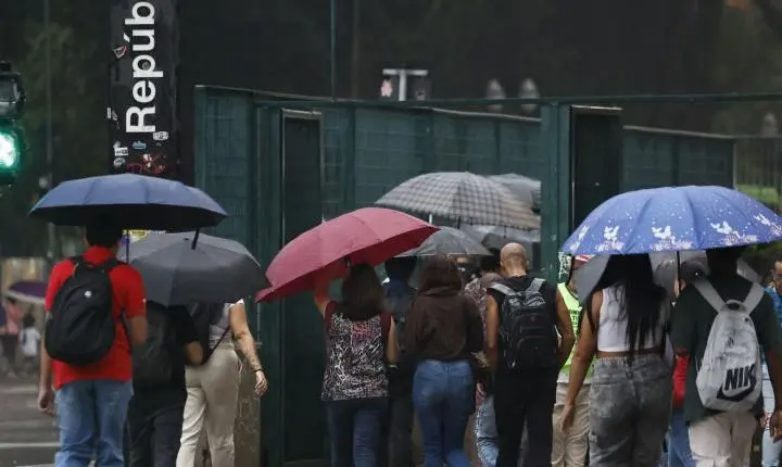 Inmet prevê pancadas de chuva em todas as regiões do Brasil
