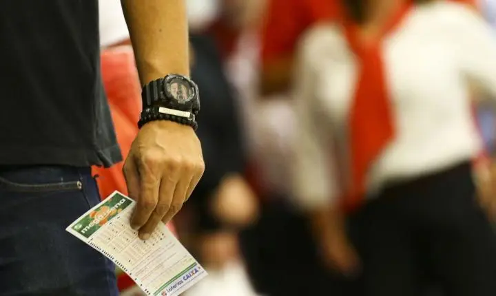 Mega-Sena acumulada chega a R$ 48 milhões após ninguém acertar seis dezenas