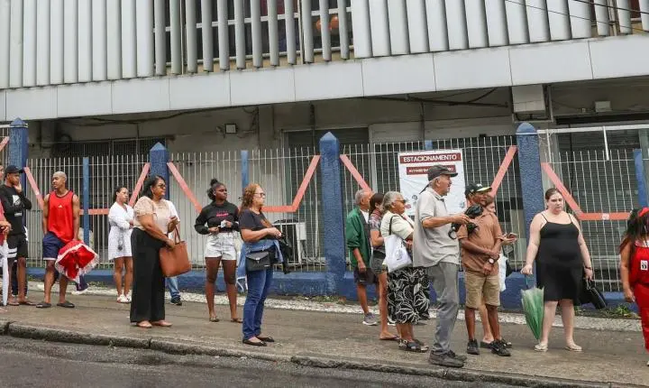 PM é preso em flagrante por crimes eleitorais durante votação no Rio