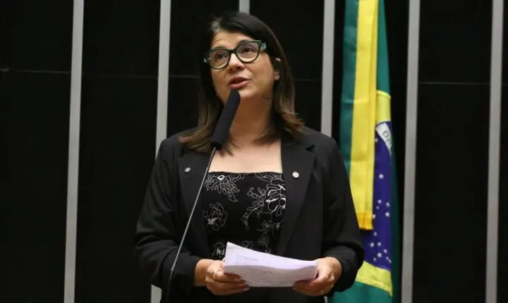 Projeto cria identificação para cuidador familiar atípico no brasil