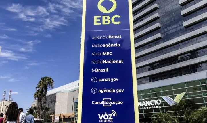 SBT admite erro sobre falha atribuída à EBC na propaganda eleitoral