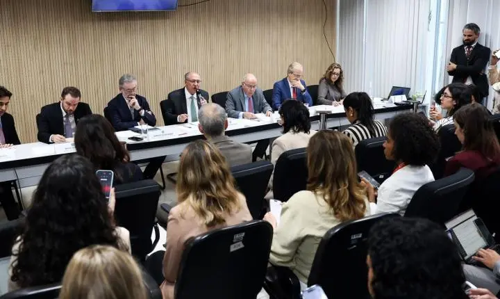 Governo brasileiro anuncia socorro para setores afetados por tarifas dos EUA