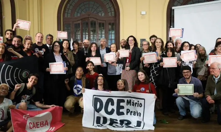 UFRJ entrega diplomas póstumos para vítimas da ditadura militar