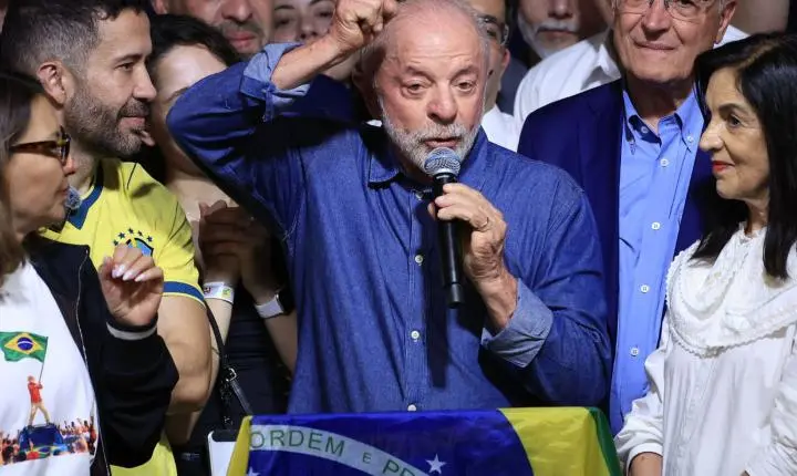 Lula promete novo jeito de governar o Brasil e foco na economia digital