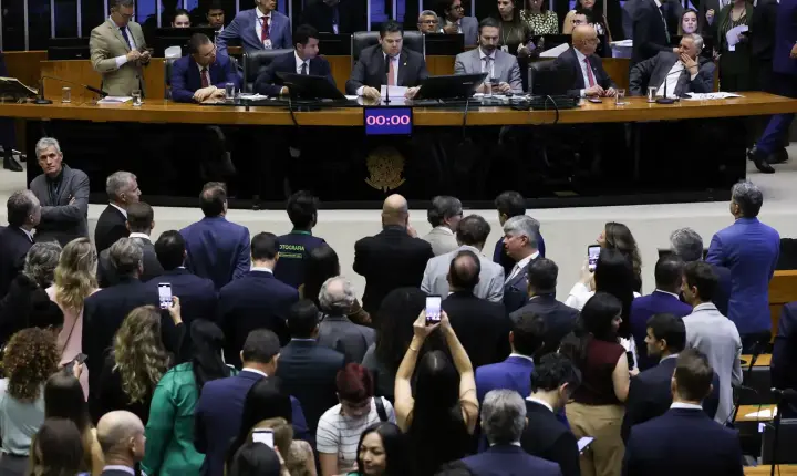 Davi alcolumbre agenda votação da escala 6x1 no senado para quarta-feira